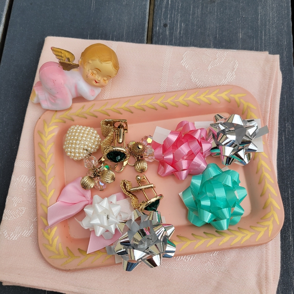Vintage Pink Trinket ~ Tip Trays & Linen Napkins ~ Mid-Century Era ~ Shabby Chic - Picture 11 of 16